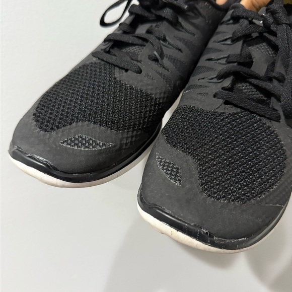 Nike Free 5.0 Women's Size 8 Running Shoes Black‎ & White G - Picture 3 of 8